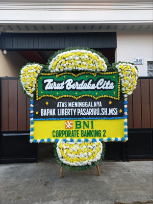 Papan Bunga Duka di Ayumnati