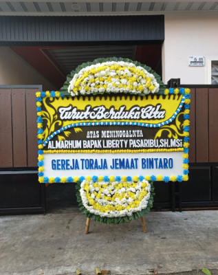 Papan Bunga Duka di Ayumnati