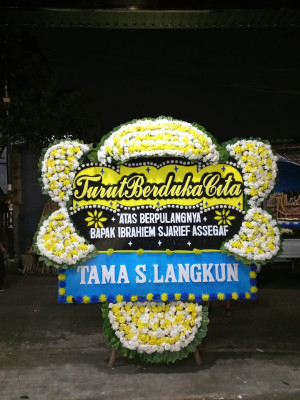 Papan Bunga Duka di Ayumnati